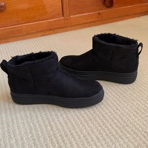 J/Slides Womens Nia Brushed Suede Booties Sz 9